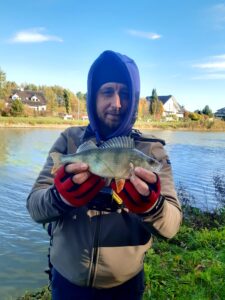 17.10.2024: Kol Adrian : Okoń 28 cm