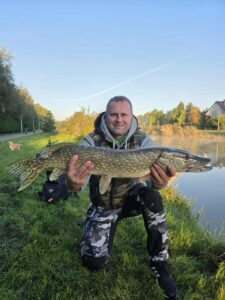 28.09.2025: Kol Paweł : Szczupak 87 cm