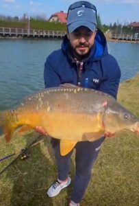 03.04.2026: Kol. Roman : Karp 8kg 74 cm