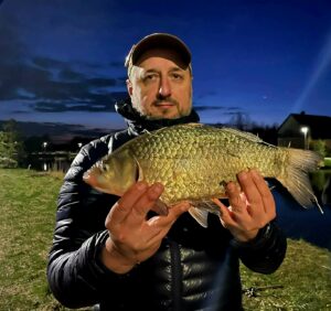 11.04.2026: Kol. Jakub : Karaś 43 cm